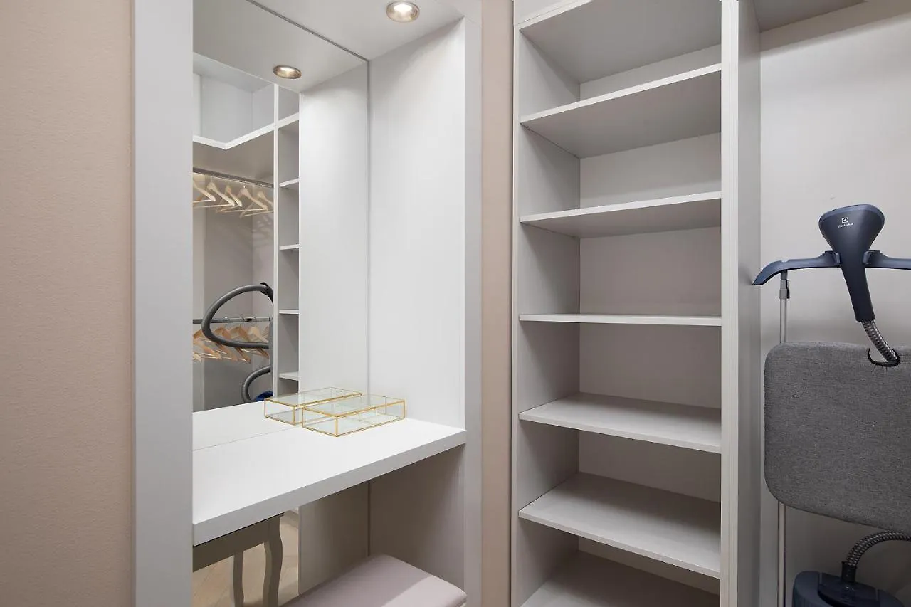 Via Flavia Luxury Accommodation With Free Private Parking Pula Appartement